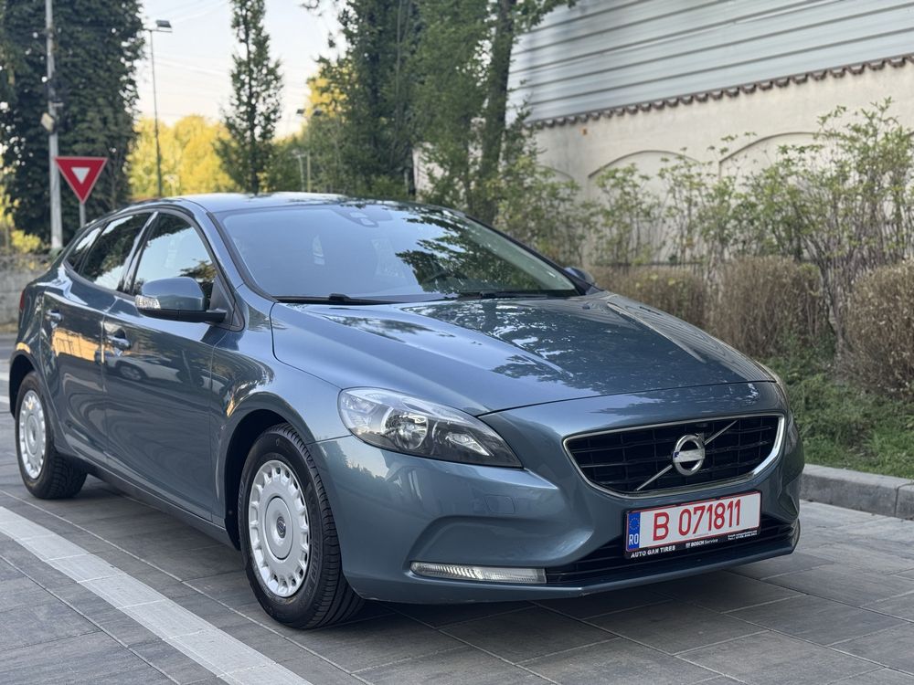 VOLVO V40 1.6 Diesel  2014 178k km