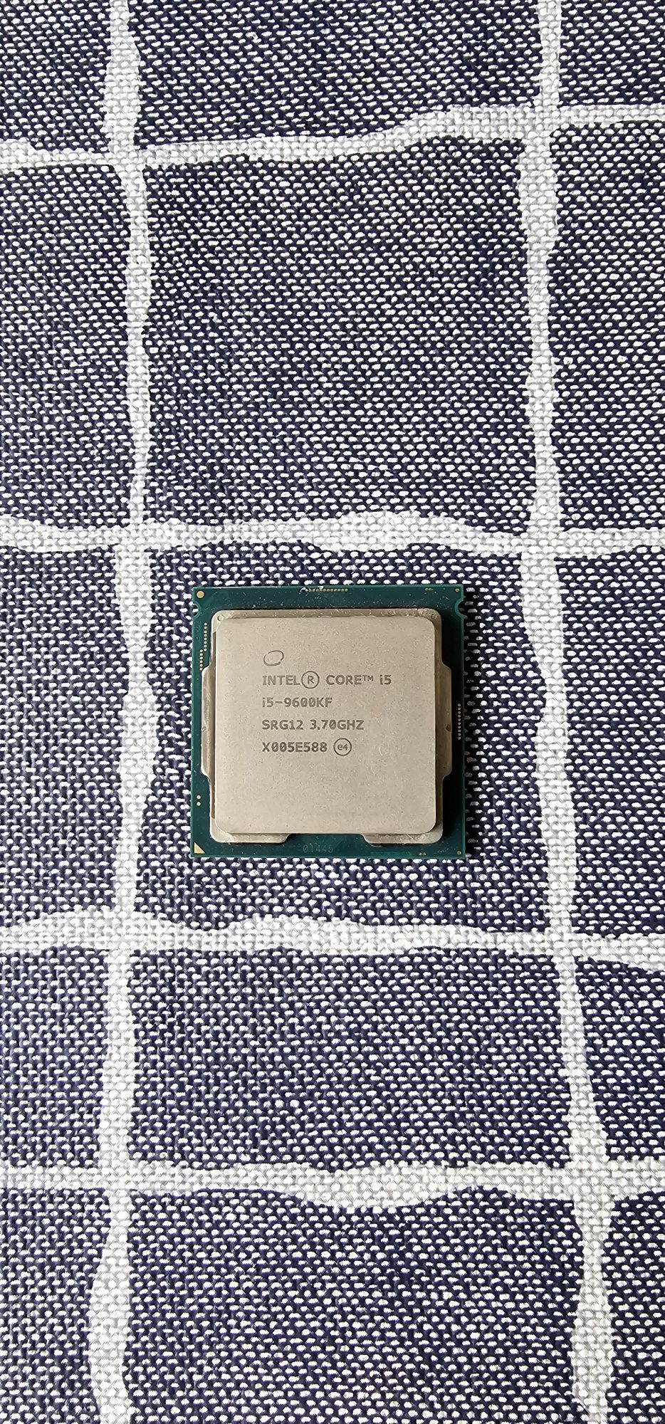 Комплект i5 9600kf + 32gb ram + дъно + охлаждане