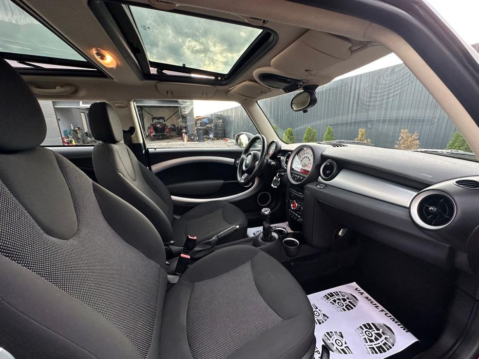 Mini Cooper One 1.6 benzina 2012