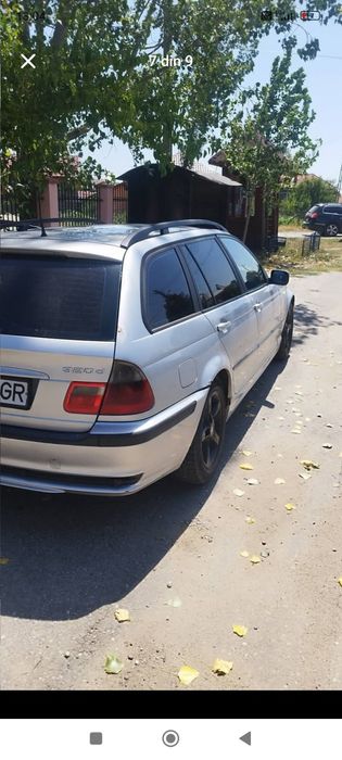 Vând sau schimb. mașina personală