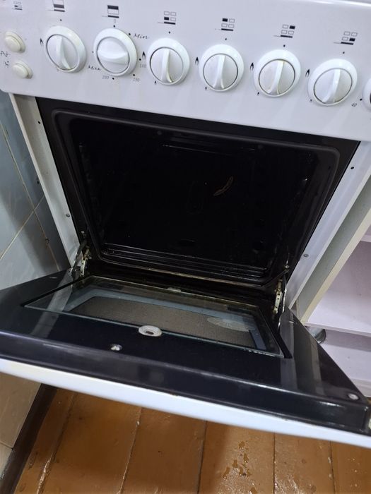 Продаётся газовая плита GRETA.