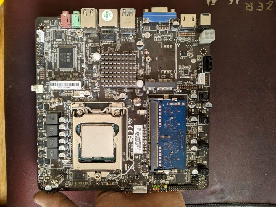 Материнская плата 1155