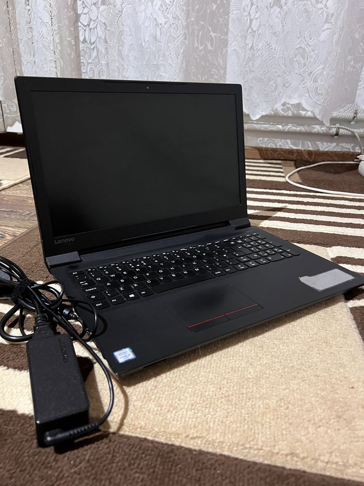 Laptop Lenovo V110-15ISK 80TL cu incarcator