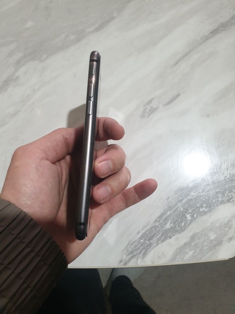IPhone 8 sotiladi
