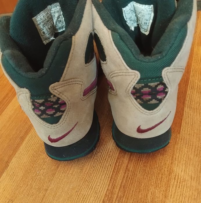 Nike трисезонни дамски боти