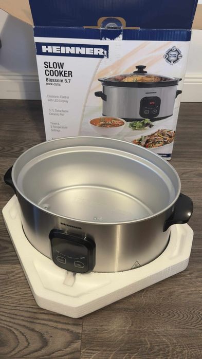 Vând Slow Cooker Heinner Blossom 5.7 (HSCK-C571X) – Nou, nefolosit
