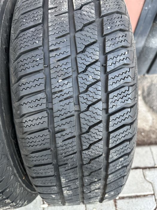 Cauciucuri iarna  195 65 15 7 mm la 125 ron buc an 2018