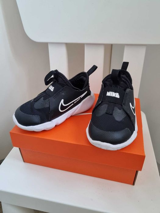 Маратонки Nike Flex Runner 2 размер 23.5 черни