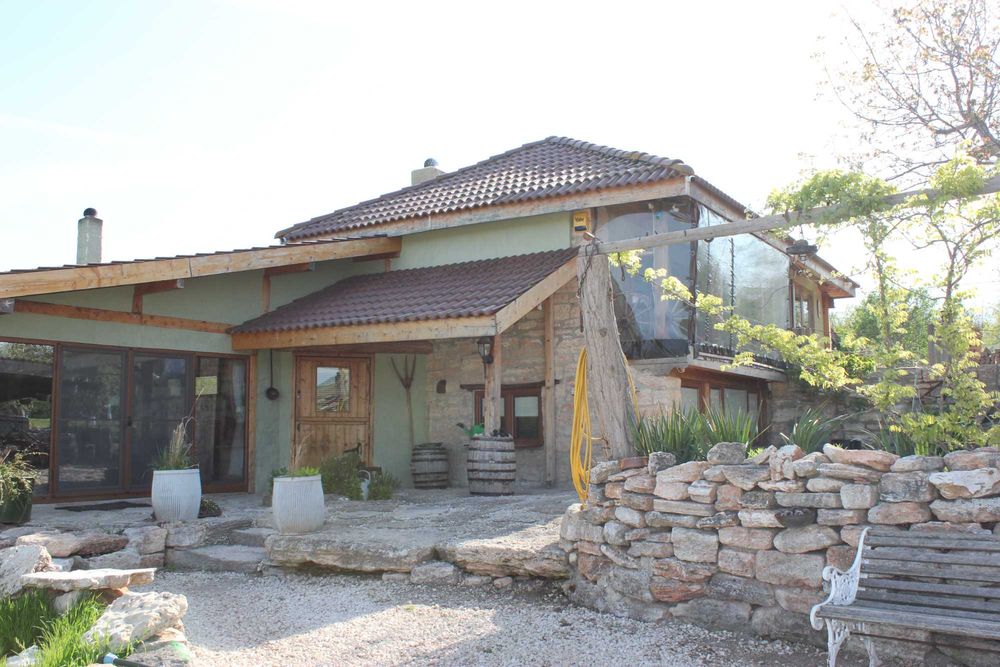 Продава се Къща в с. Краище, Област Добрич - 146 кв.м за 1137 €/кв.м - Снимка #2