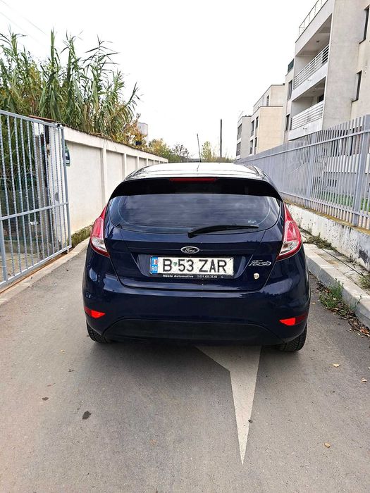 Ford Fiesta  61.706 km  Impecabil, benzină, proprietar