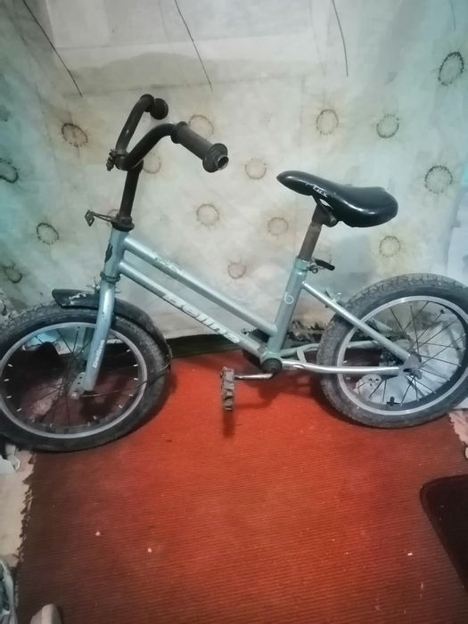 Продам велосипед с 5 лет