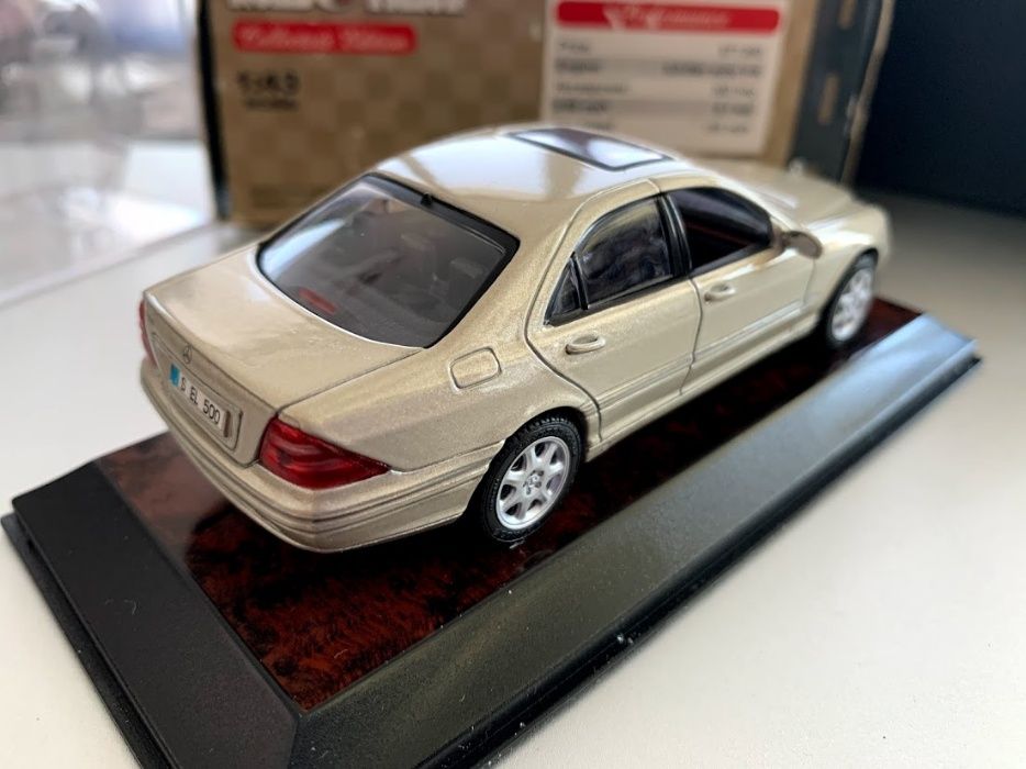 macheta Mercedes Benz S Klasse W220 collector edition 1:43 sampanie