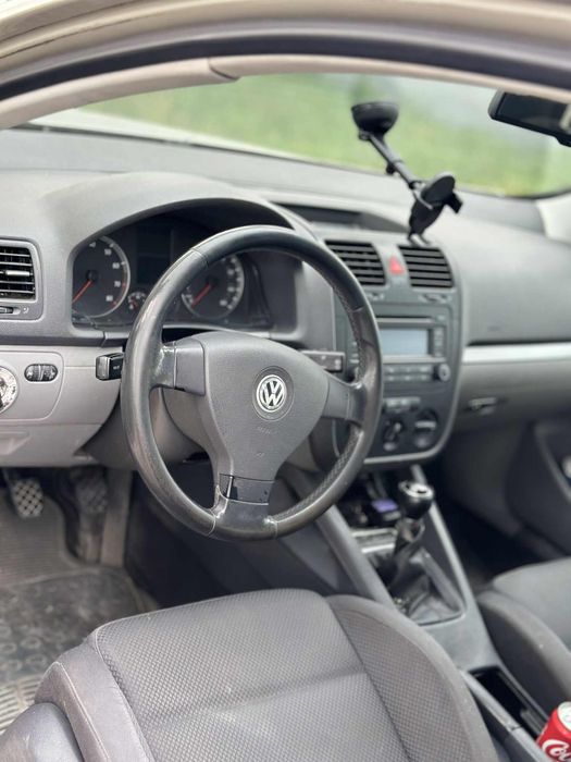 Volkswagen golf V