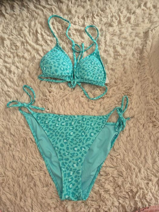 Бански Paramidonna, Calzedonia, H&M, Mango, Cider, Wonderland и други.