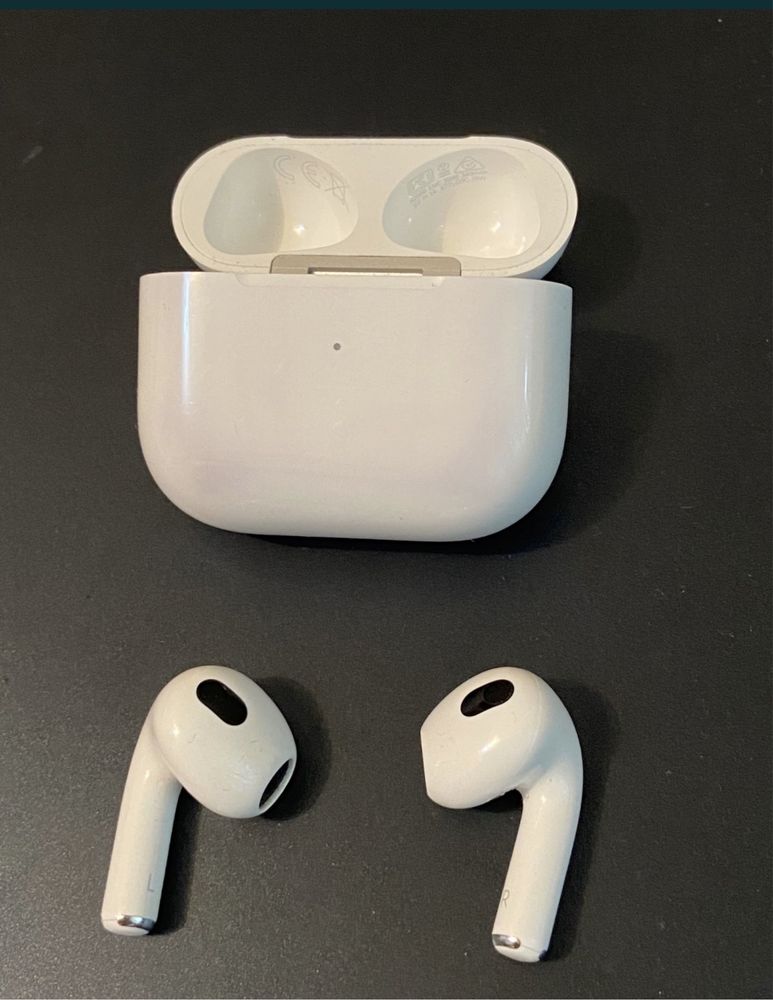 AirPods 3 серия