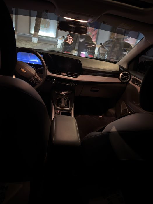 Monza sotiladi 1.5 atmasfera 2023 yil qora rang toza