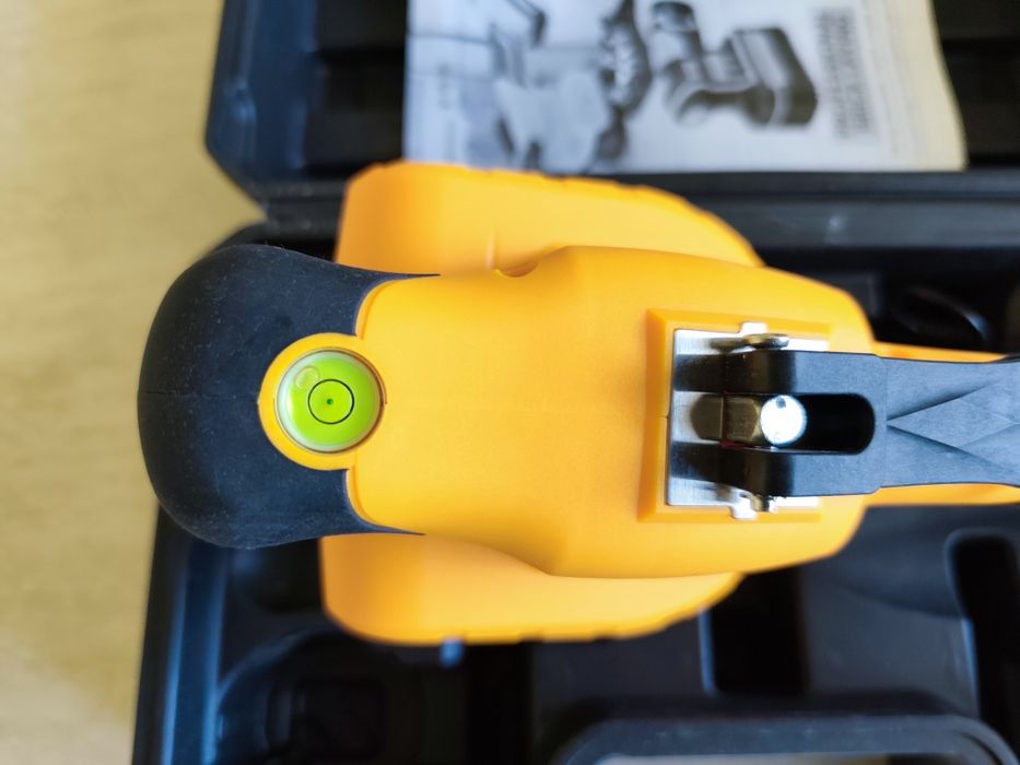 Вакон машина за плочки и фунция вибратор НОВО.