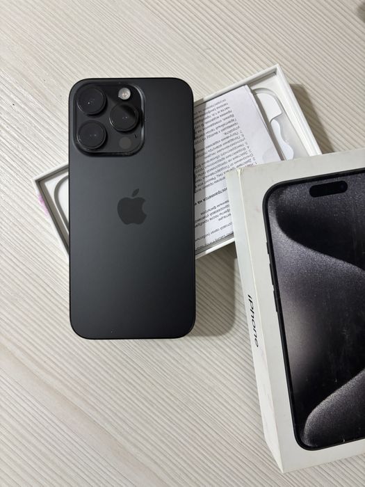 Продам iPhone 15 про, 128 Гб