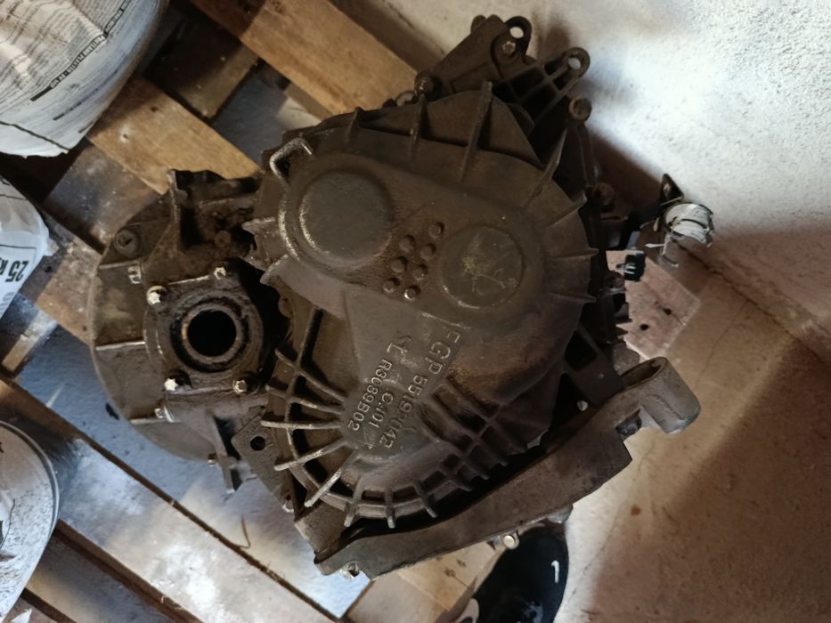 Кутия Зафира Б FGP55192042