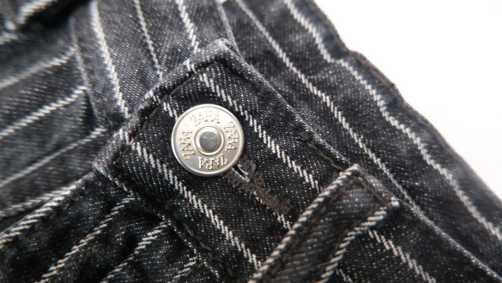 Blugi dama cu talie inalta Zara negri cu dungi albe marimea 34 ca NOI