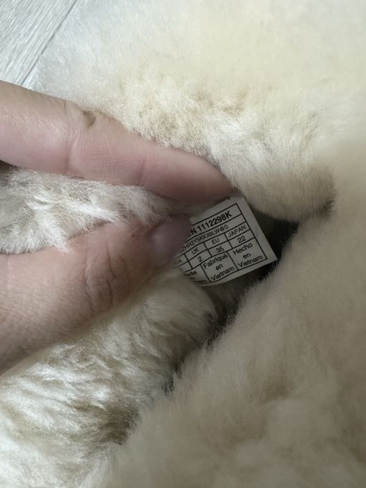 UGG dama model deosebit