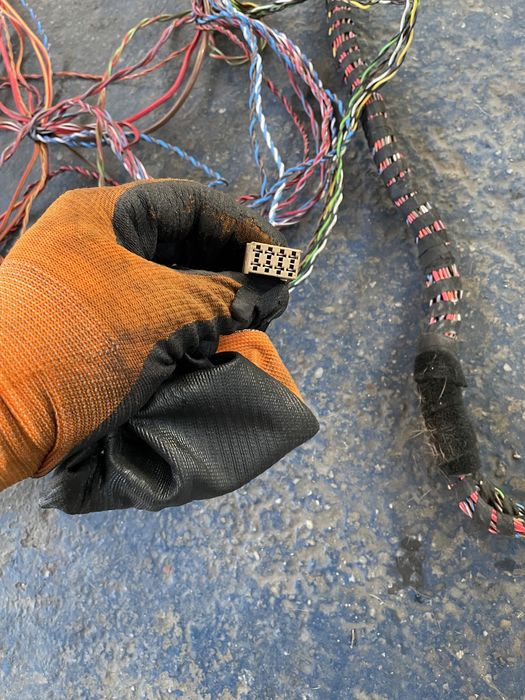 Instalatie electrica senzori parcare passat b6 b7 cc audi a4 b8 a5 a6