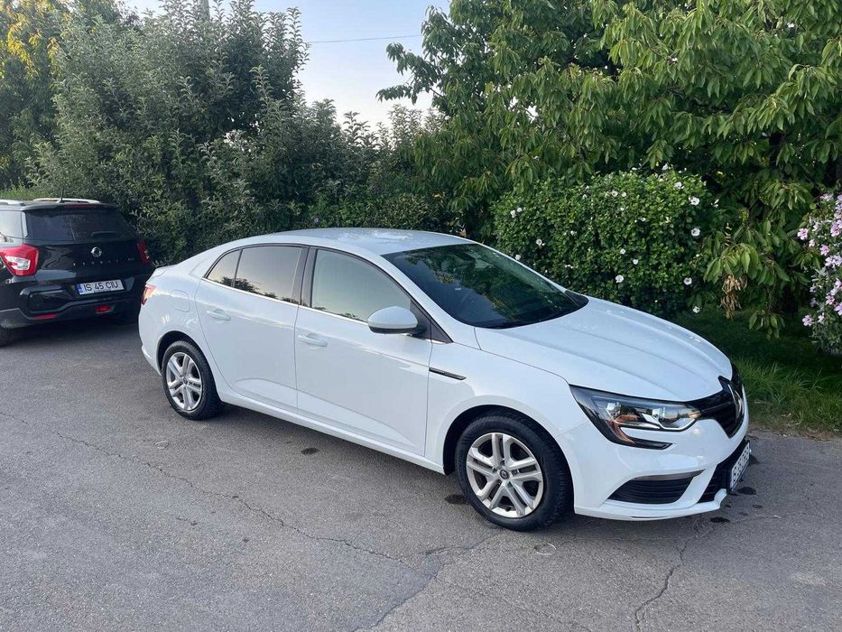 Renault megane 4 1.3 benzina 140 cai