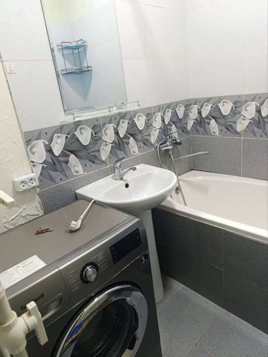 Здаецая 2 комнатная квартира массив куйлюк 3