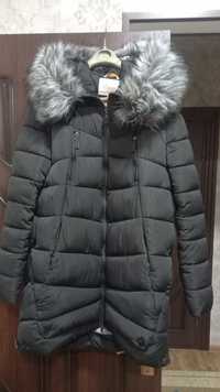 Продаётся женская тёплая куртка