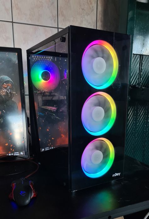 Unitate PC Gaming nJOY i5 7400 video 4GB RX 570 16GB RAM SSD