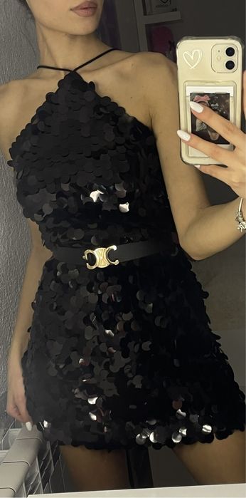 Рокля с пайети