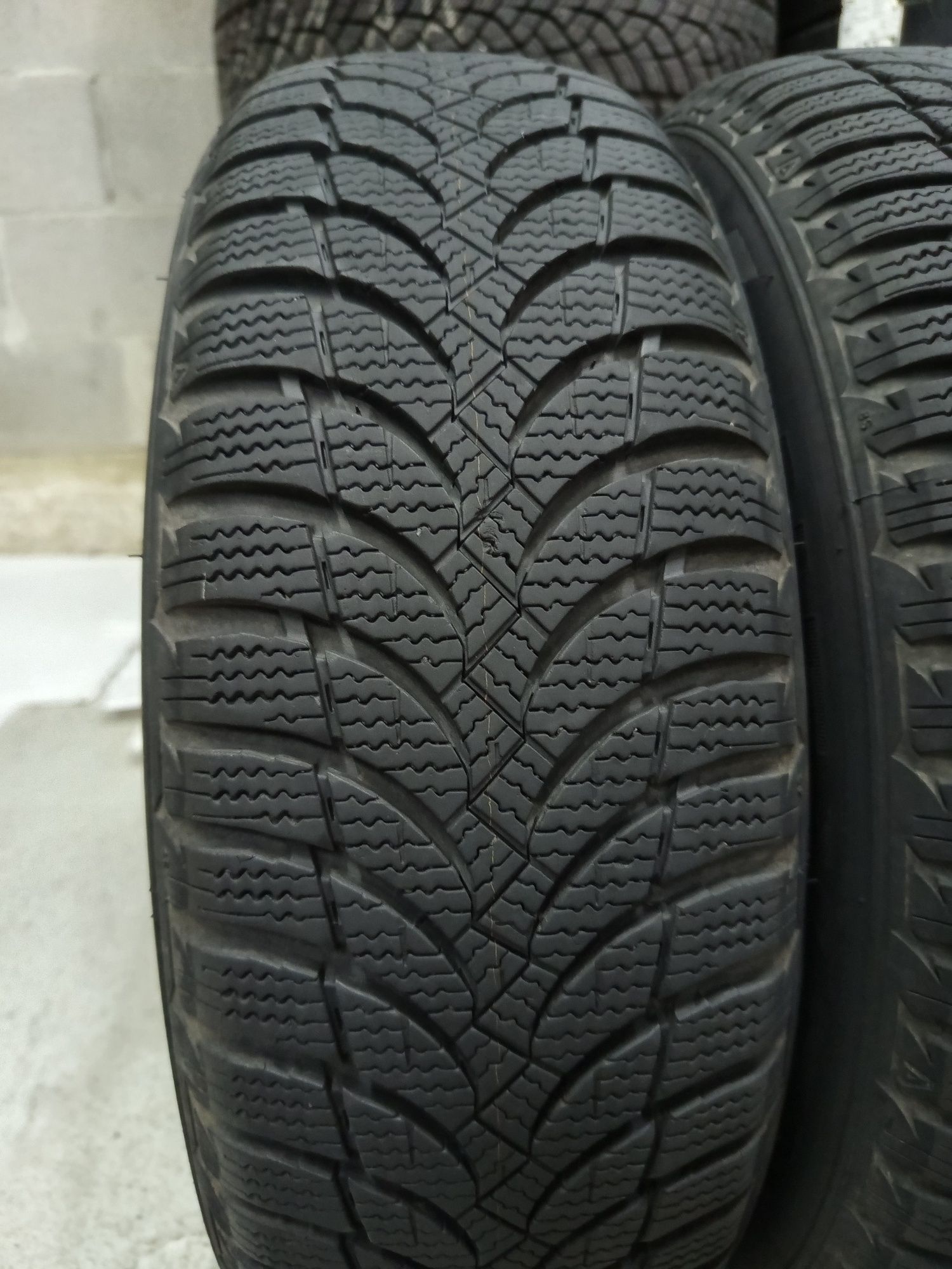 Nexen 175/65/14-4бр дот 3222