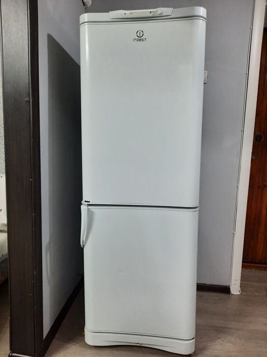 Холодильник на запчасти