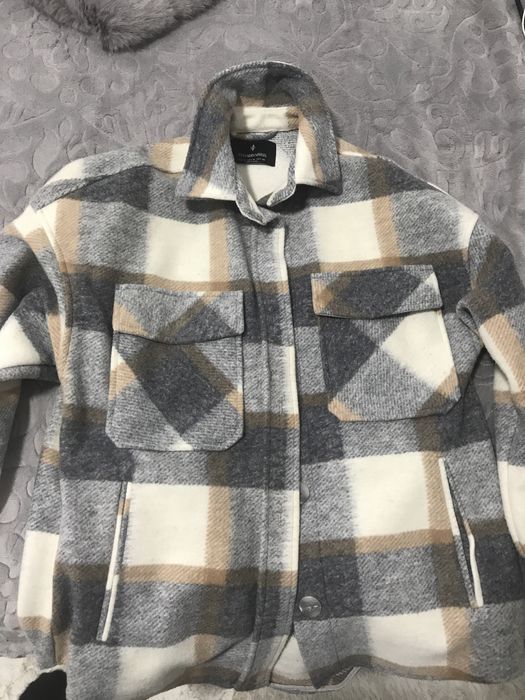 Cămașă groasă tip palton Stradivarius