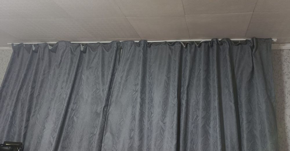 Продам комплект штор блэкаут