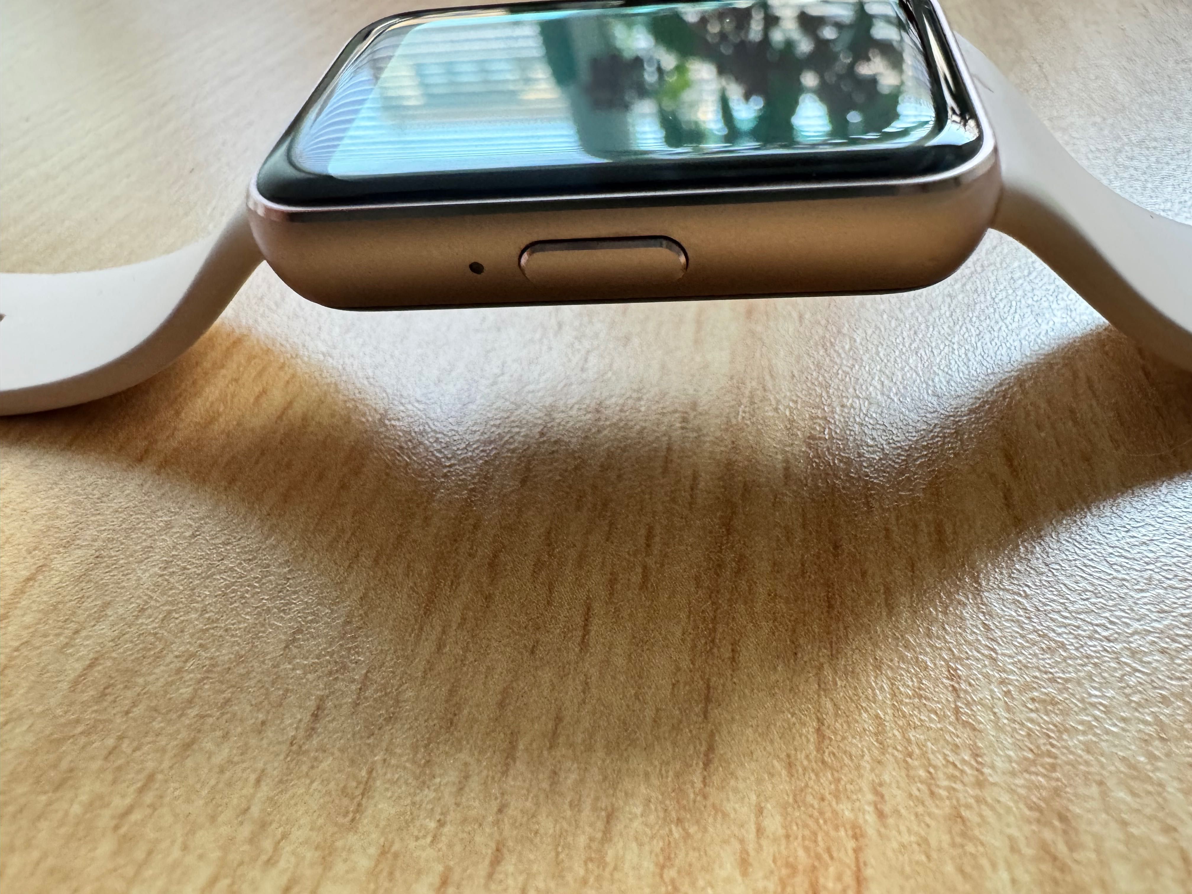 Часовник Samsung Galaxy Fit3