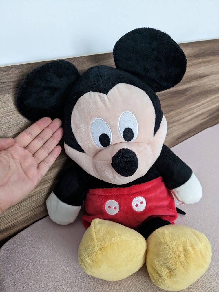 Jucării de plus (Mickey & Minnie Mouse, albinuța, ursuleț, cățel)