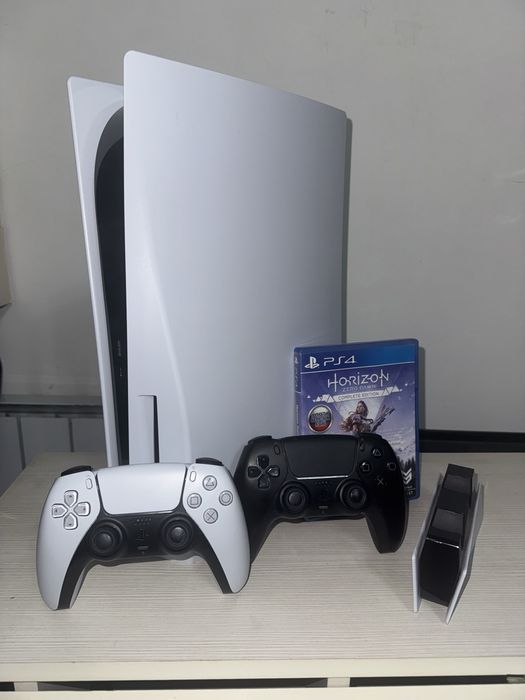 (PS5) SonyPlaystation 5 (два джойстика) + диск