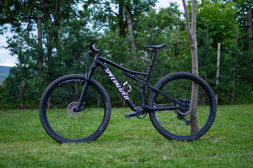 Bicicleta Specialized epic comp full suspension M