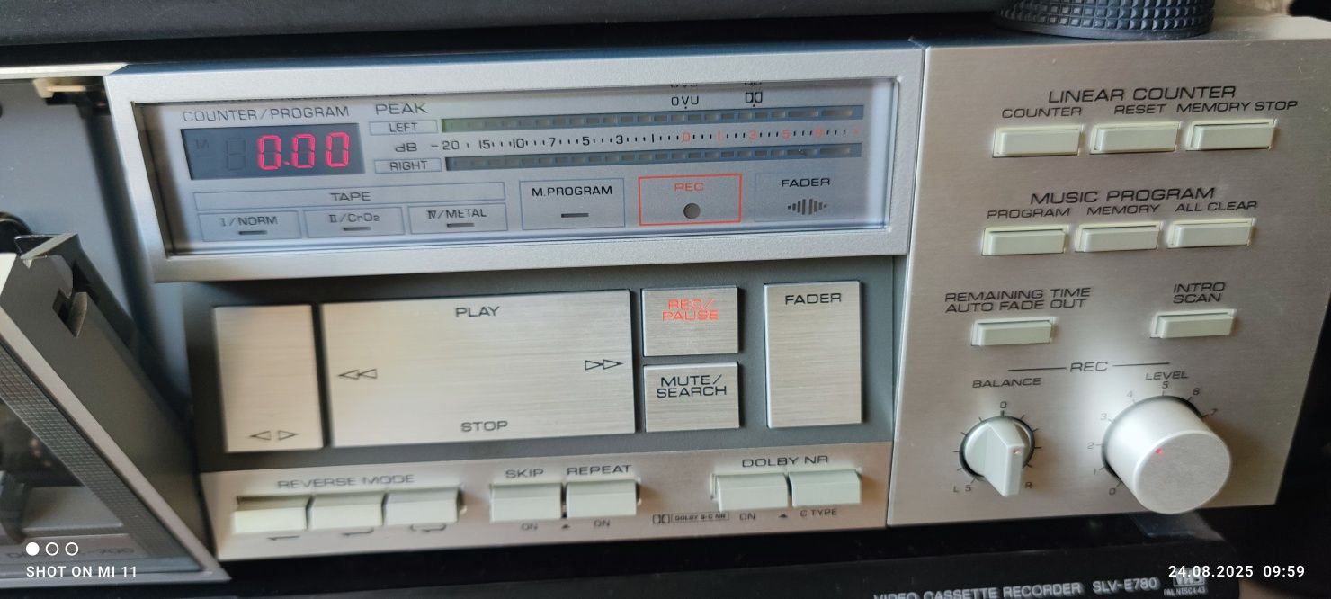 Yamaha K-700 касетен дек