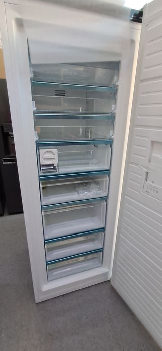 Congelator Bosch XXL 365l A+++ serian6 import GERMANIA Garanție Ms95