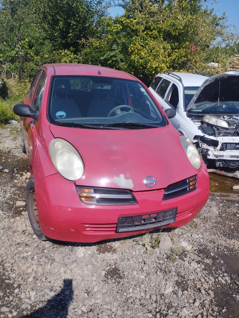 Dezmembrez Nissan Micra 1.2 benzina