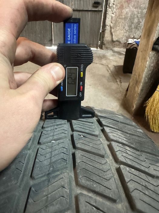 2 броя Зимни Гуми Barum 205/55 R16