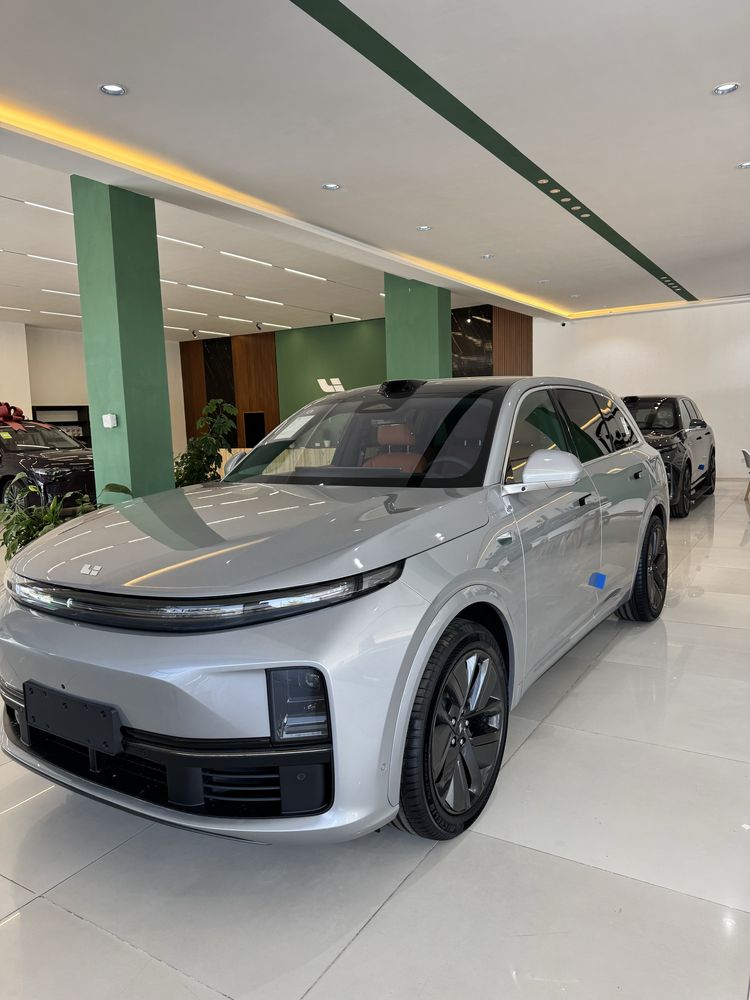 Li 7 Ultra 2024 natarus 3 yil garantiya