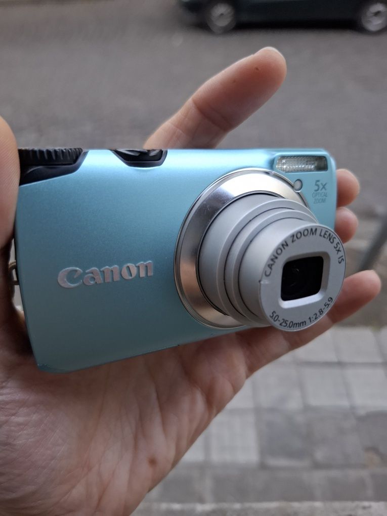Компактен дигитален фотоапарат CANON POWERSHOT 3200is