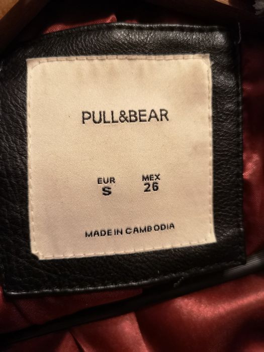 Geaca Pull&Bear scurta de dama, marimea S, 87% poliester