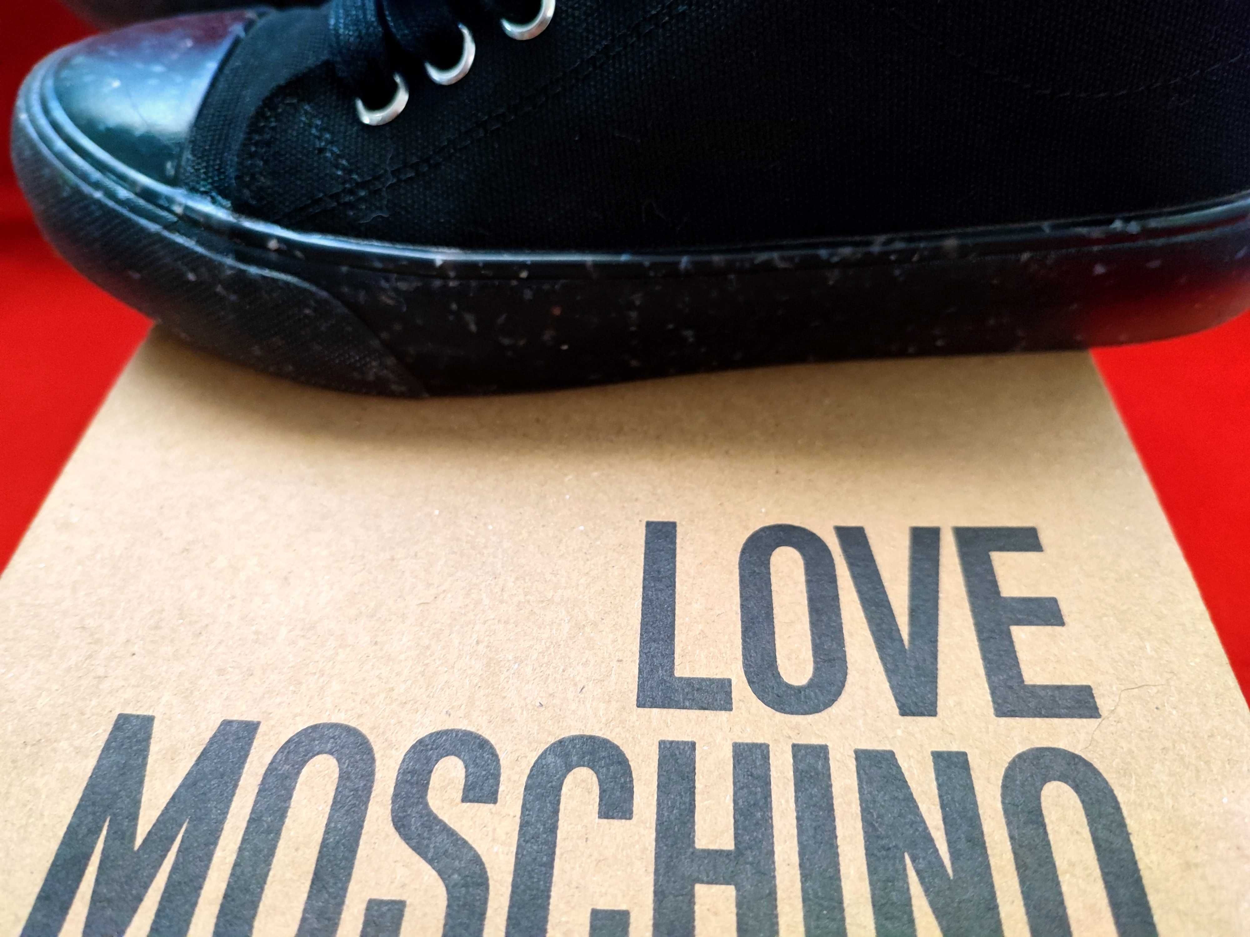 Love Moschino/Impecabili/Talpa turnata/Tenesi/adidasi