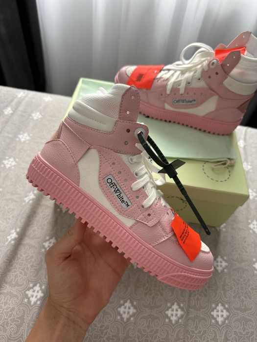 Off White Court 3.0 / Premium / 2025