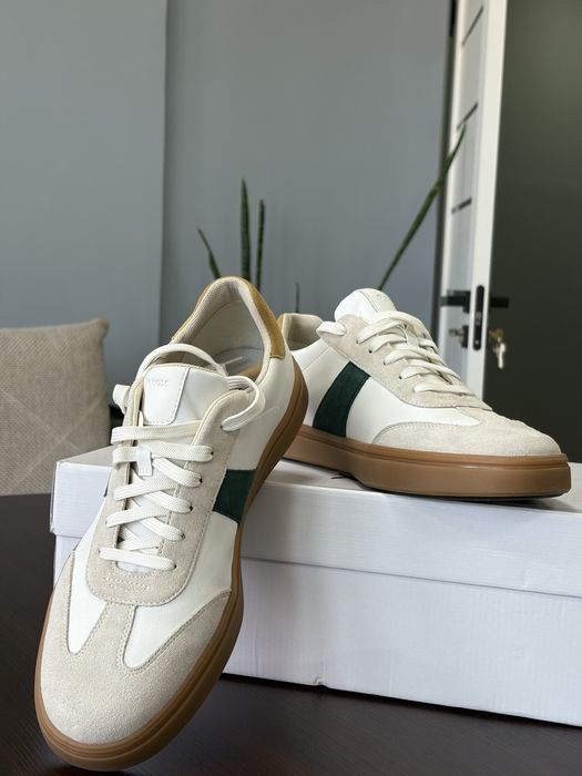 Светлые кеды Geox