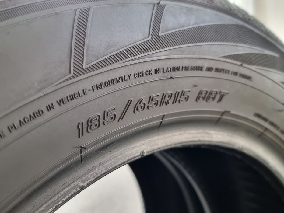 185/65/15 Falken 2Броя: 120лв 7.5мм